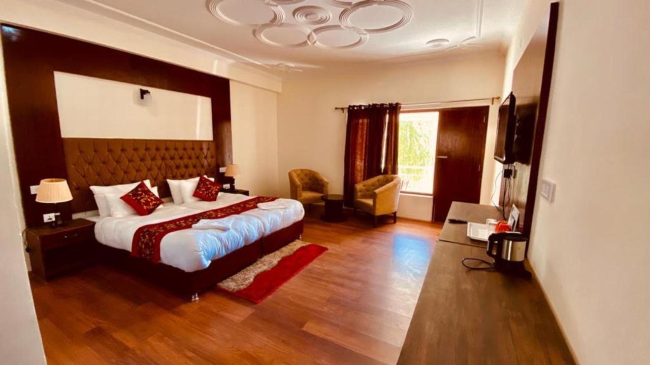 Hotel de borgo Leh Esterno foto